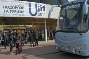 Автобусный перевозчик «УкрБус» принимает заказы на Евро-2012
