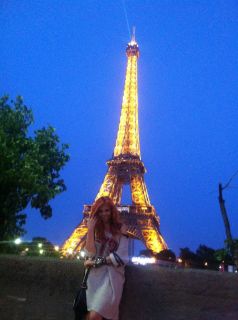 Tania BerQ осуществила свои детские мечты в Париже!