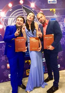 Украинские авторы и композиторы награждены Премией «Песня года»!